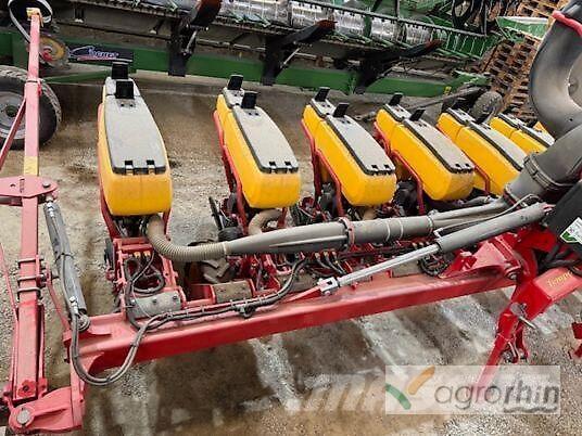 Väderstad Tempo V8 Kylvökoneet