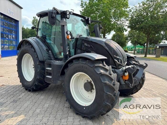 Valtra N 135 D 2B1 Traktorit