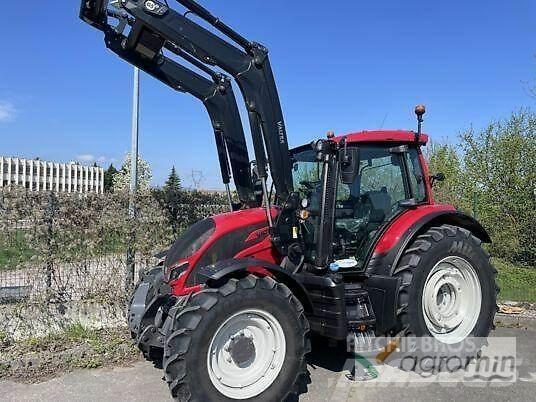 Valtra N135A Traktorit