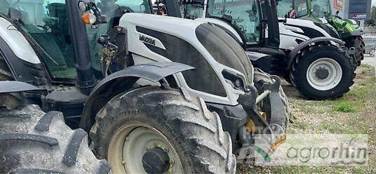 Valtra N135D Traktorit