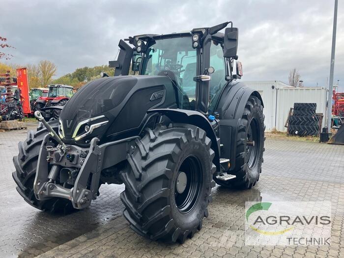 Valtra Q 305 1A9 Traktorit