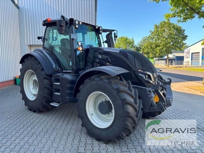 Valtra T 235 D Traktorit