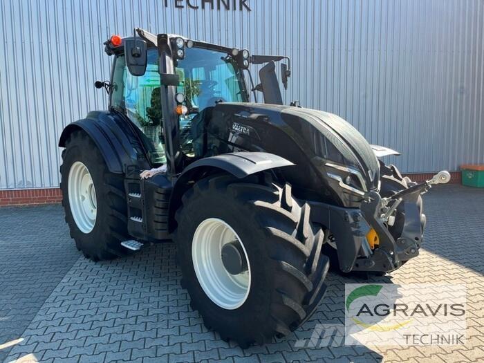 Valtra T 235 D Traktorit