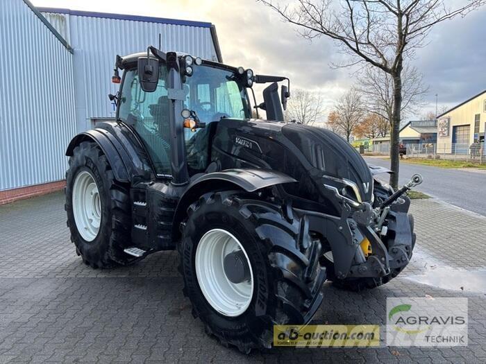 Valtra T 235 D Traktorit