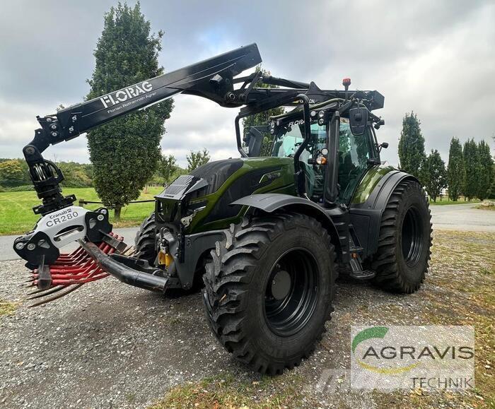 Valtra T 235 D 2A1 Traktorit