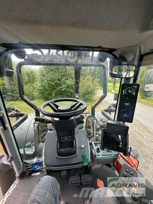 Valtra T 235 D 2A1 Traktorit
