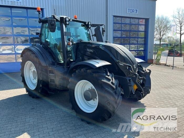 Valtra T 254 V Traktorit