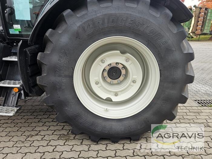 Valtra T 255 V 2A1 Traktorit