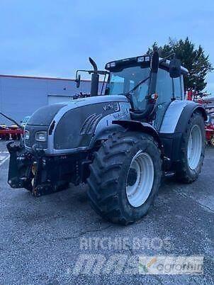 Valtra T172 HITECH Traktorit
