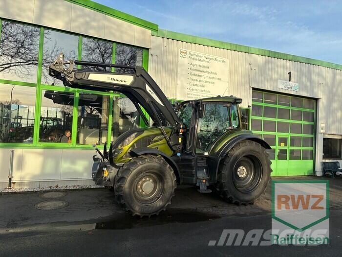 Valtra T175eA Traktorit