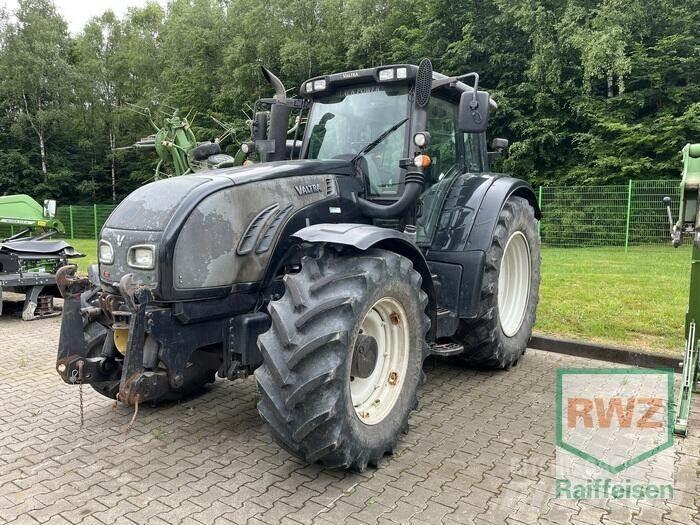 Valtra T202D Traktorit