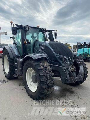 Valtra T234 VERSU Traktorit