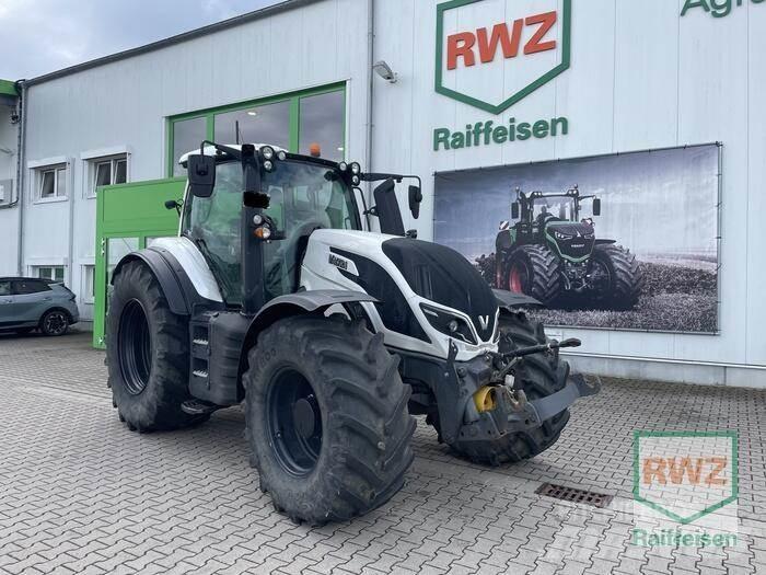 Valtra T234D Traktorit