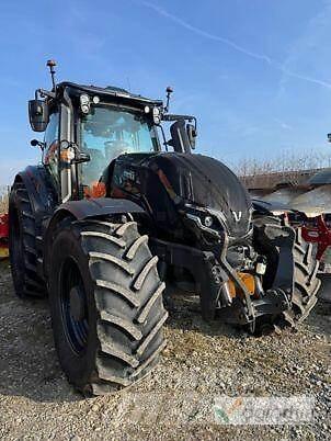 Valtra T235 Diect Traktorit