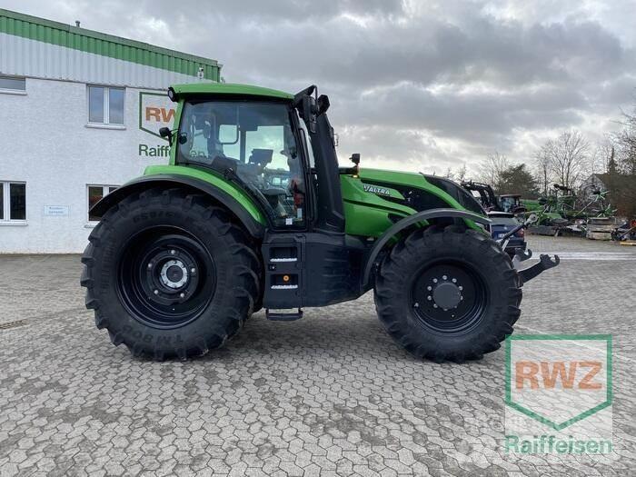 Valtra T235V Traktorit