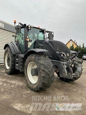 Valtra T254V Traktorit