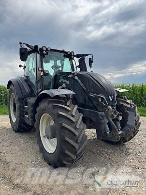 Valtra T254V Traktorit