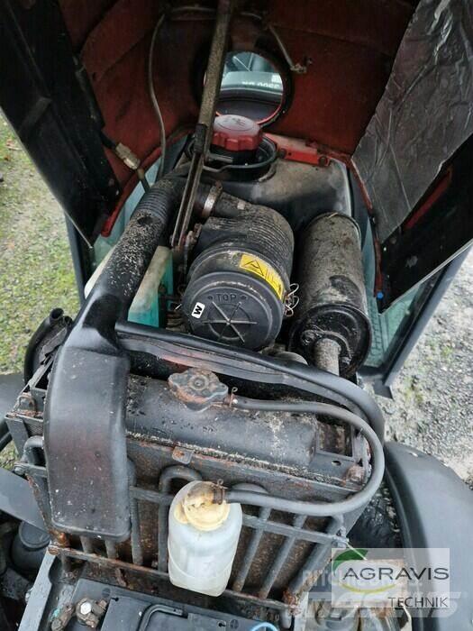 Yanmar EF 235 H Traktorit