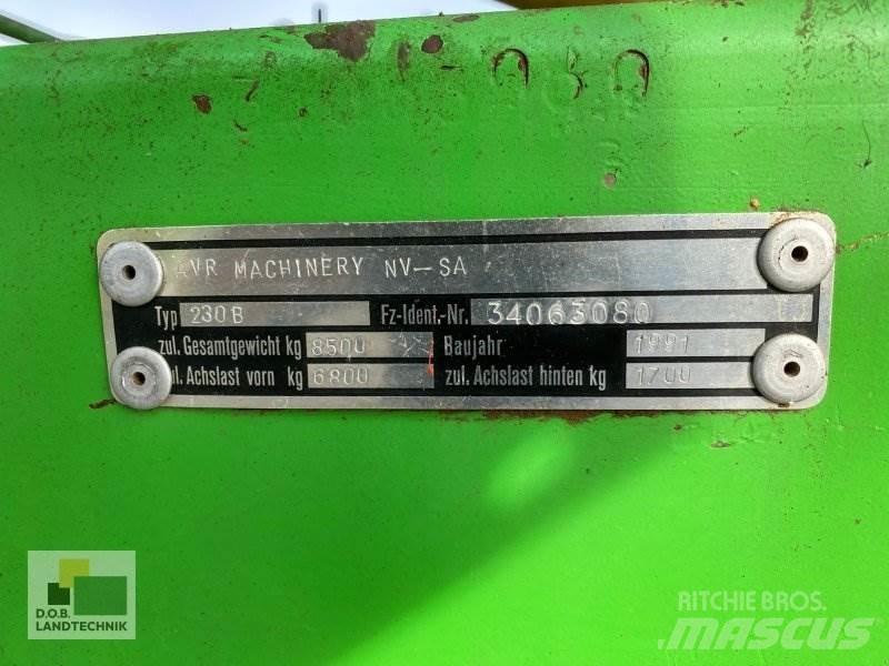 AVR 230 B Perunannostokoneet