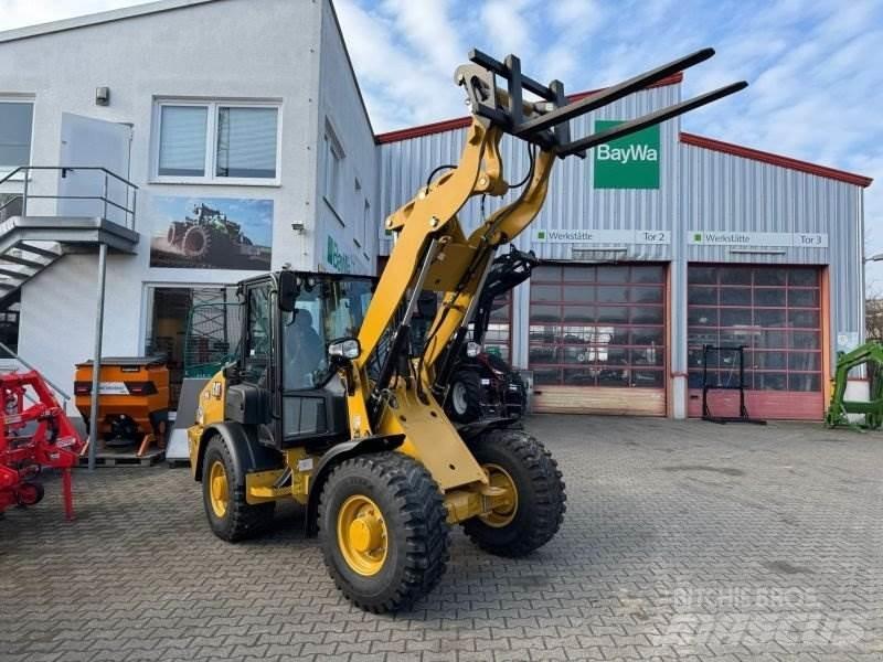 CAT 906-14 Pyöräkuormaajat