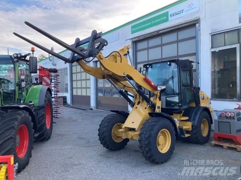CAT 908 Pyöräkuormaajat