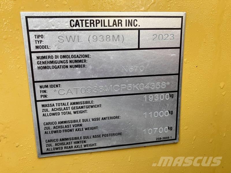 CAT 938M Pyöräkuormaajat