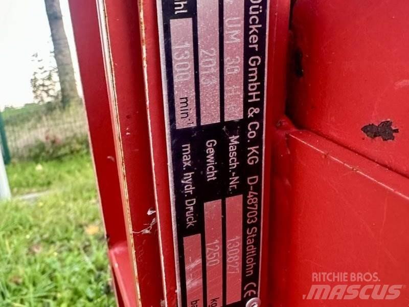 Dücker UM 30 Kompostin kääntökoneet