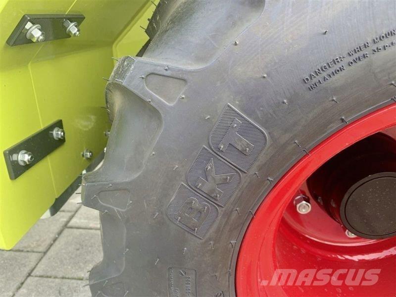 Fliegl 2527 Liukuohjatut kuormaajat