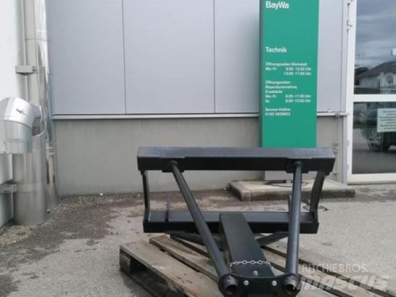 GiANT KRANARM Traktorit