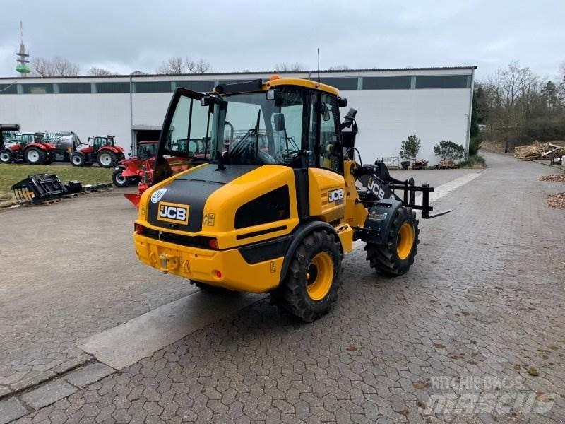 JCB 407 Agri Pyöräkuormaajat