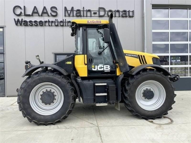 JCB HMV 3200 Traktorit