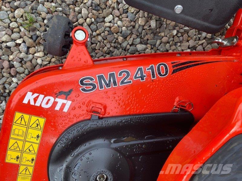 Kioti CS2520H Taajamatraktorit