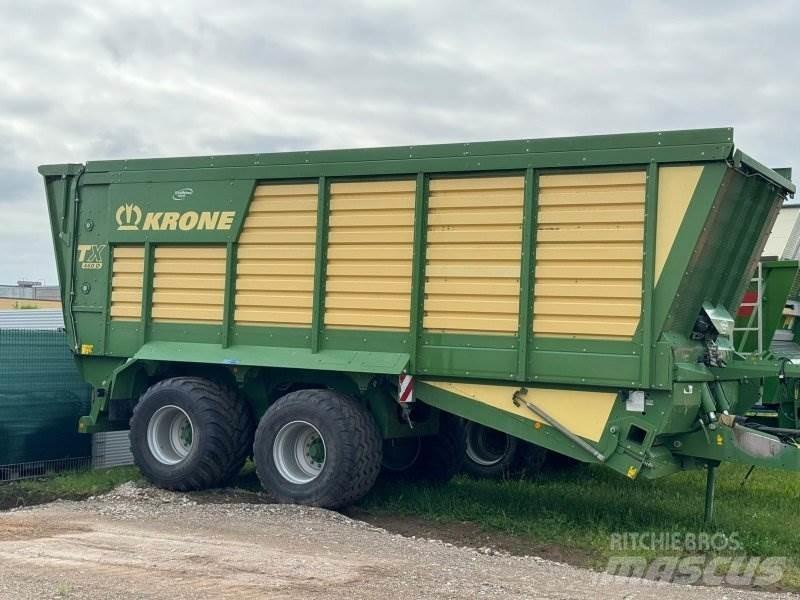 Krone TX 460 D Keräävät noukinvaunut ja silppurivaunut