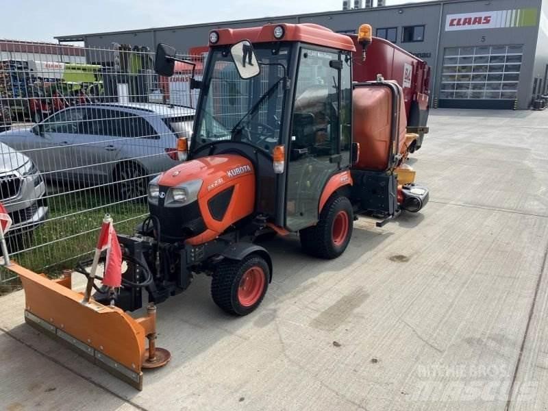 Kubota BX231 Taajamatraktorit