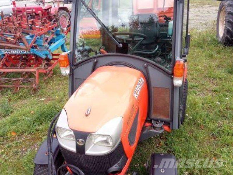 Kubota BX231 Taajamatraktorit