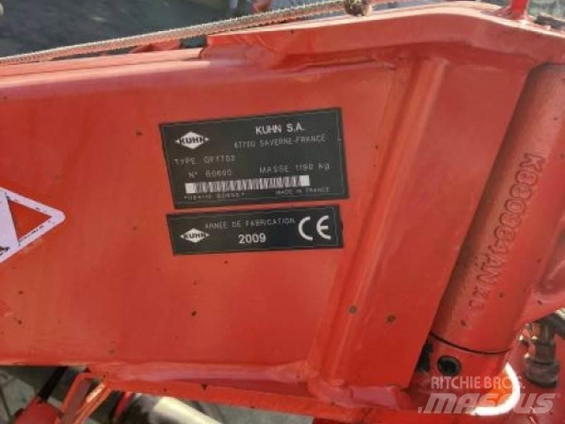 Kuhn GF 7702 Pöyhimet ja haravat