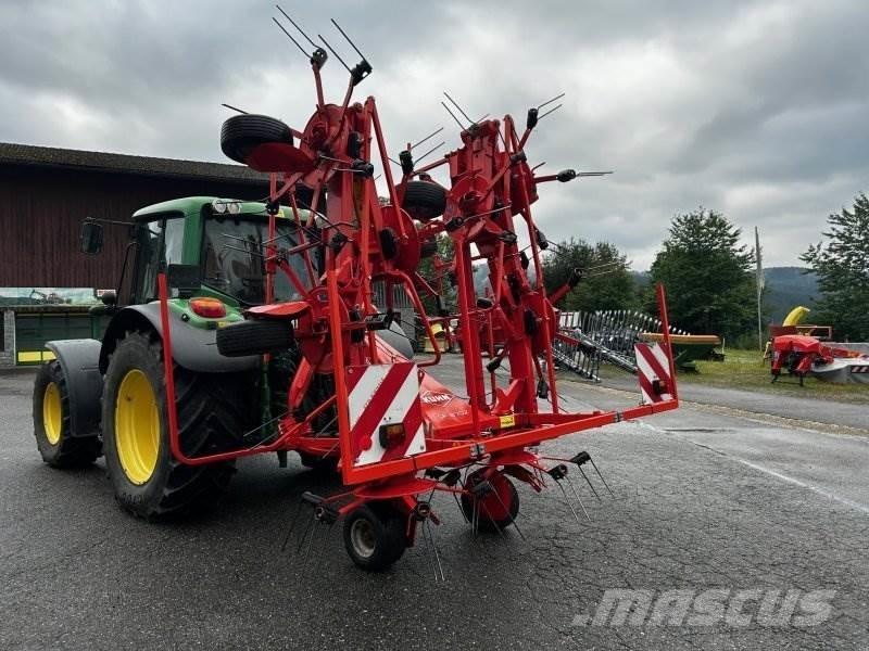 Kuhn GF 8702 Pöyhimet ja haravat