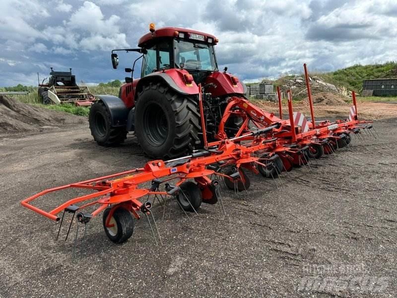 Kuhn GF 8712 Pöyhimet ja haravat