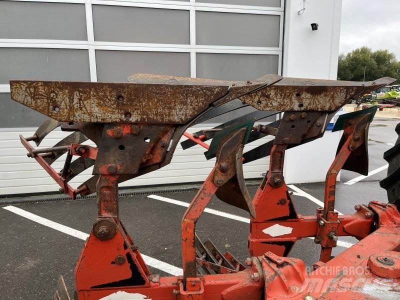 Kuhn HV 575 Sarka-aurat