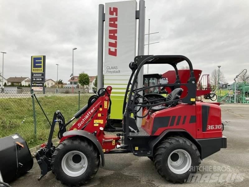 Schäffer 3630 Liukuohjatut kuormaajat