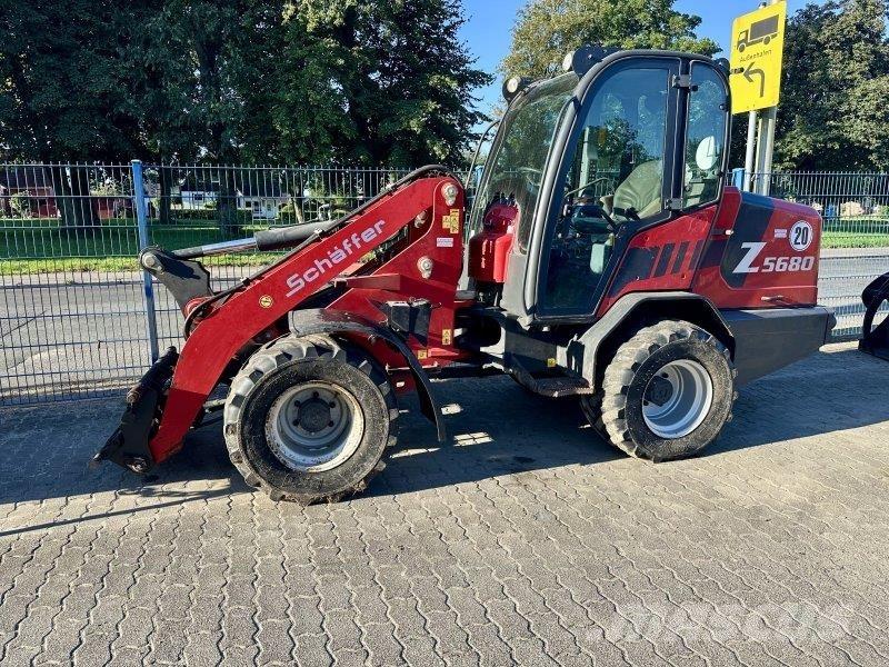 Schäffer 5680Z Pyöräkuormaajat