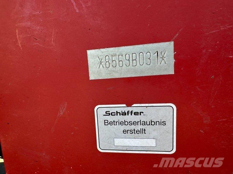 Schäffer 5680Z Pyöräkuormaajat