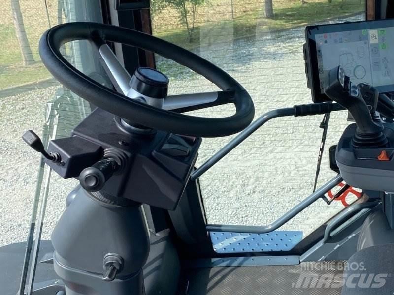  Syntrac ST420 Mönkijät