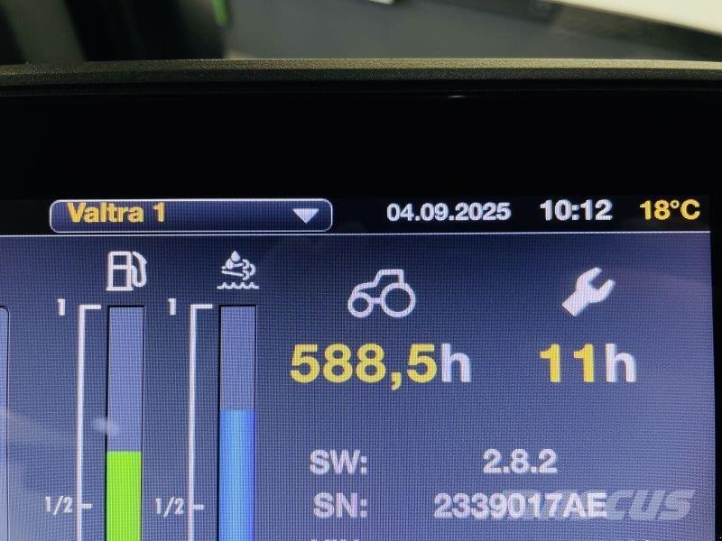 Valtra Q285 Traktorit