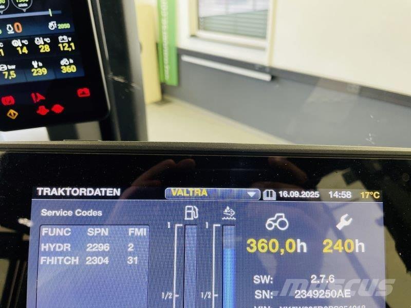 Valtra Q305 Traktorit