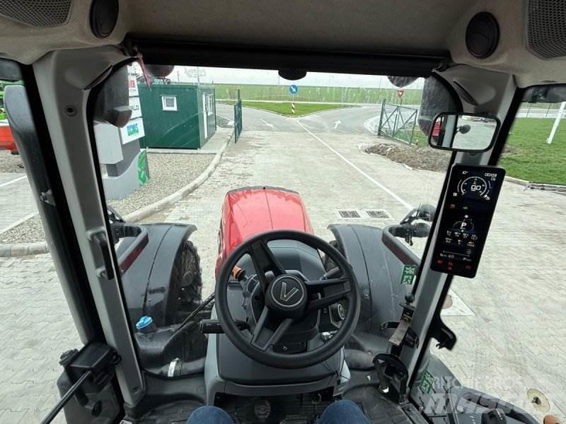 Valtra T235A Traktorit