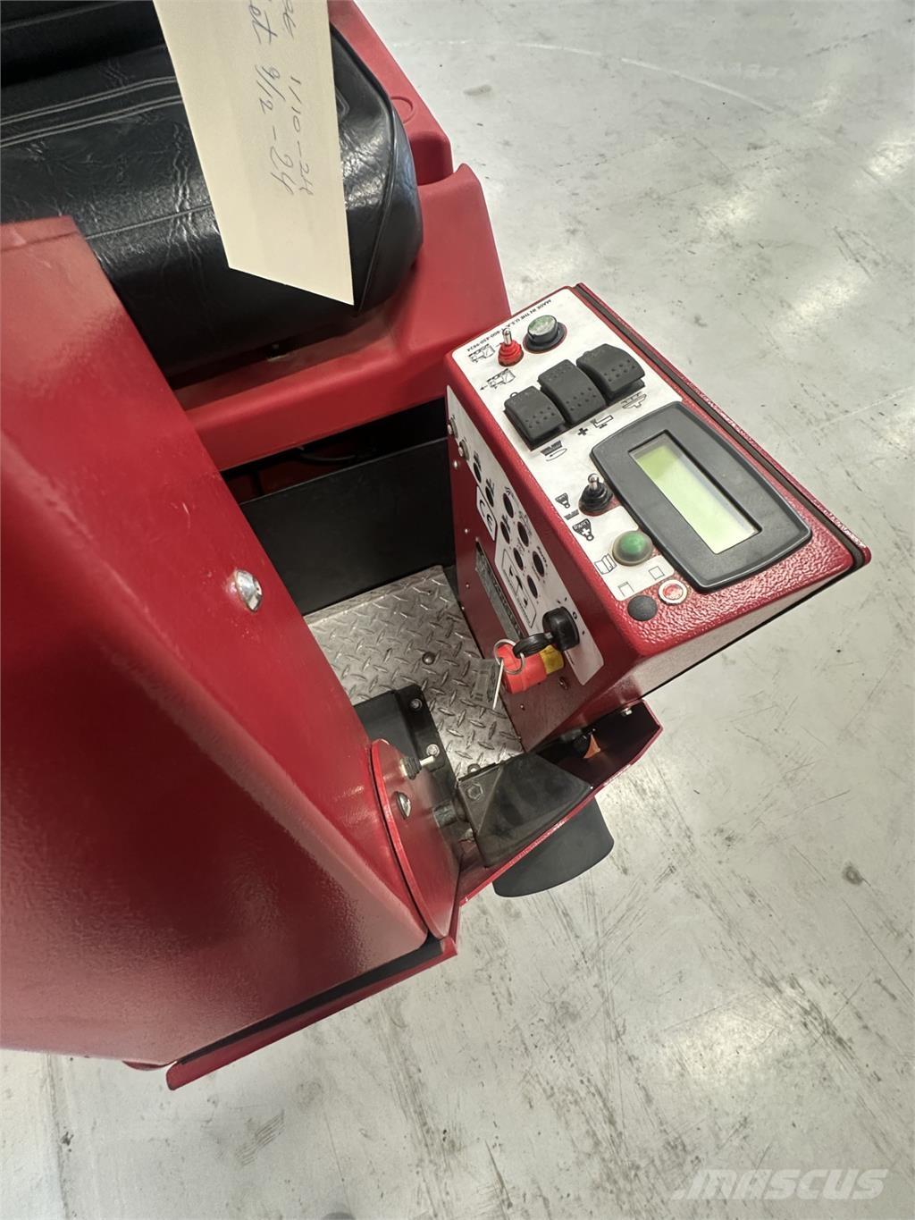 Factory Cat GTX 34-C Muut materiaalinkäsittelykoneet