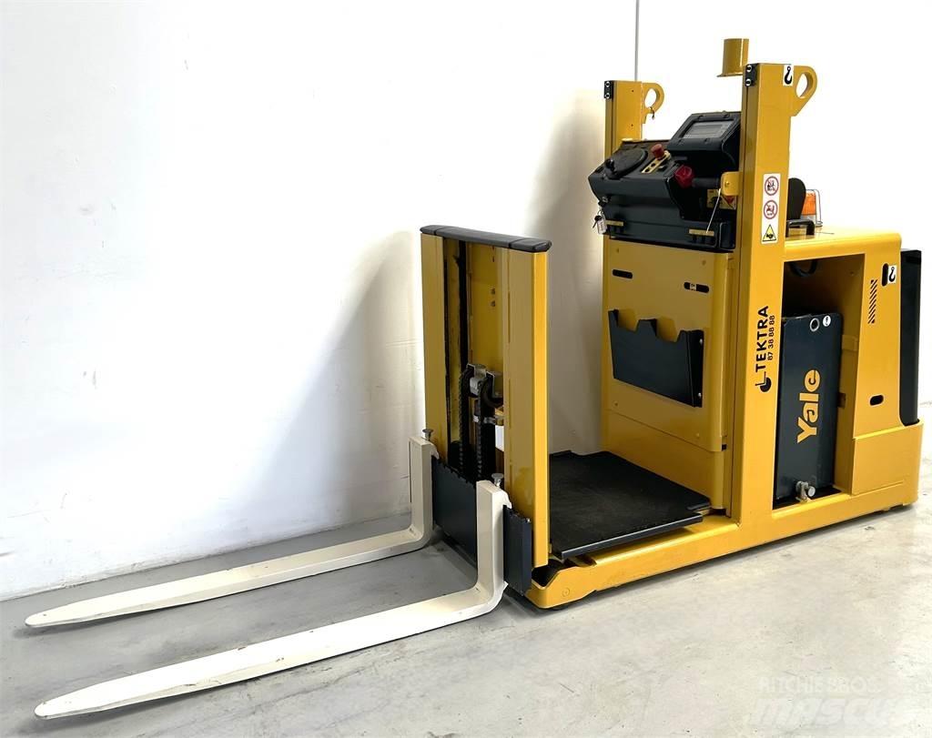Hyster K1.0L Välitasokeräilytrukit