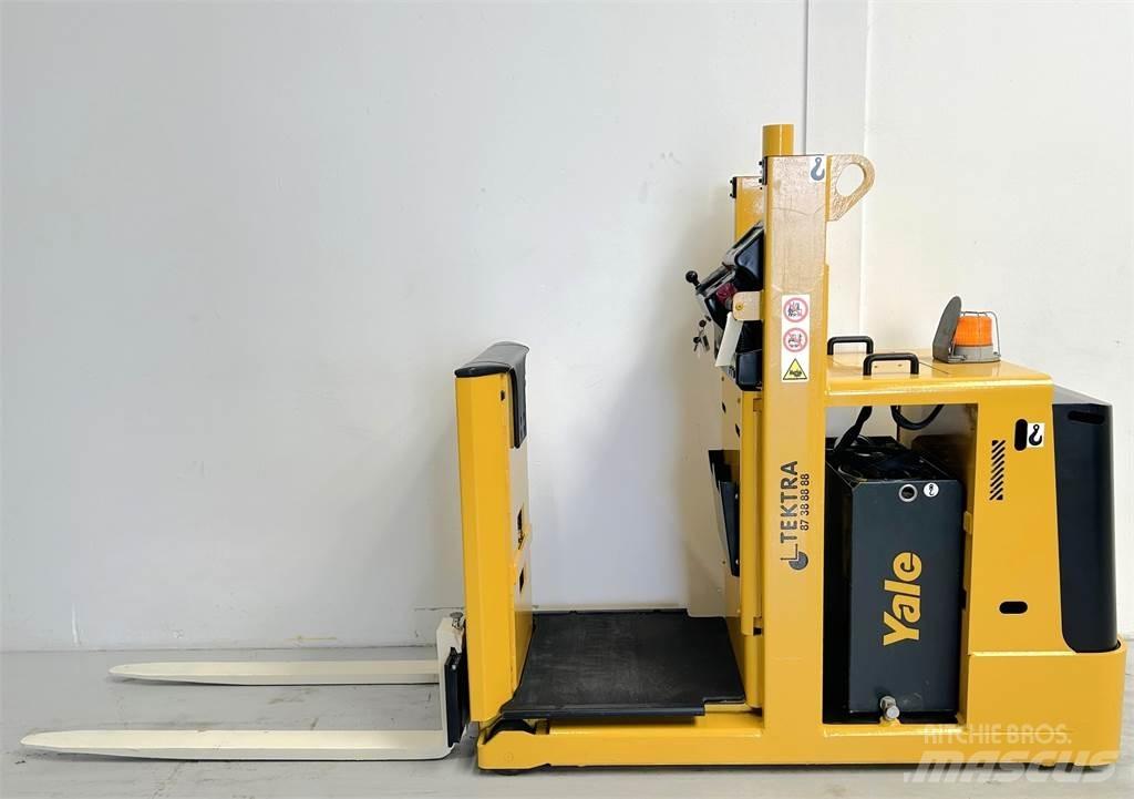 Hyster K1.0L Välitasokeräilytrukit