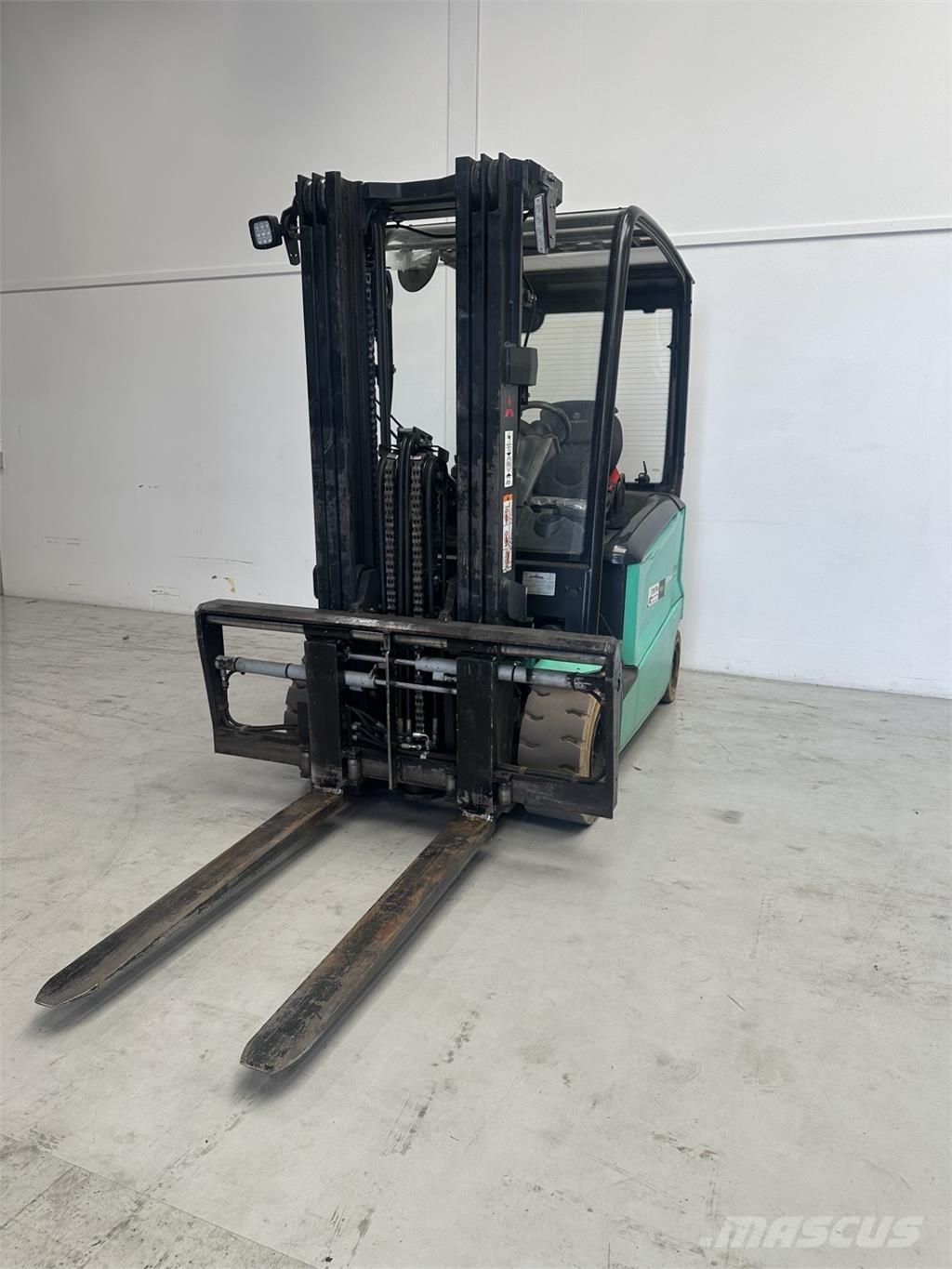 Mitsubishi FB35N Sähkötrukit
